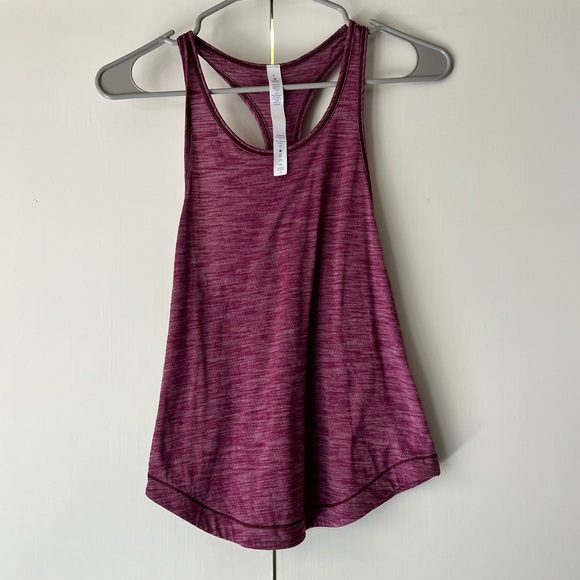 Lululemon tank - Picture 1 of 4